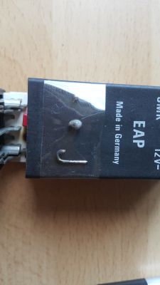 Audi - Uszkodzona dioda w sterowniku (przekaźniku) klimatyzacji 443 919 578 J