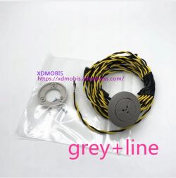 Zestaw montażowy do mikrofonu zestawu głośnomówiącego z przewodem w oplocie czarno-żółtym.