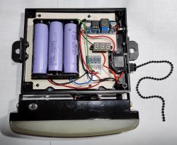 Solarna lampa do drewutni