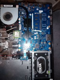 Lenovo ideapad 100 15ibd - brak obrazu po wymianie taśmy, wentylator i nagrywarka CD nieaktywne
