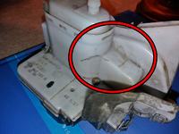 Seat Cordoba 1.6 98 - Nie zamykające się tylne lewe drzwi