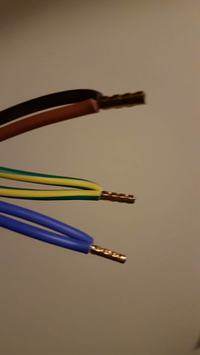 Connecting Induction Hob Plug: Properly Match Wires to Socket & Cables from Hob