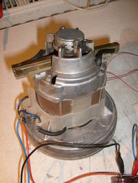 Kompaktowa frezarka CNC z serwomotorami Kompaktowa frezarka CNC z serwomotorami