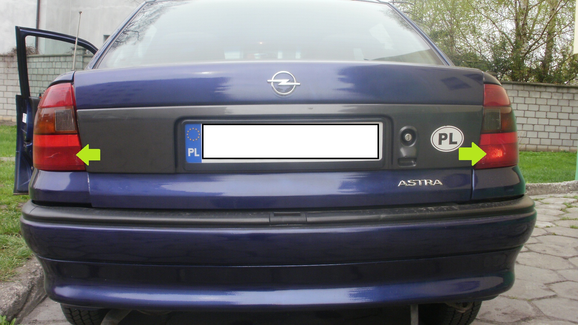 Opel Astra F (sedan, 97r) Światła tylne elektroda.pl