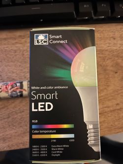 LSC Smart LED E27 806 lumen (RGBCW)
