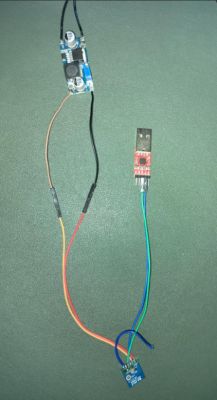 RX/TX wires 13 cm long connected to USB-UART and voltage converter modules