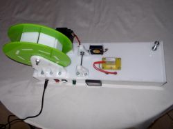Maszynka do domowej produkcji filamentu do druku 3D z butelek PET Maszynka do domowej produkcji filamentu do druku 3D z butelek PET