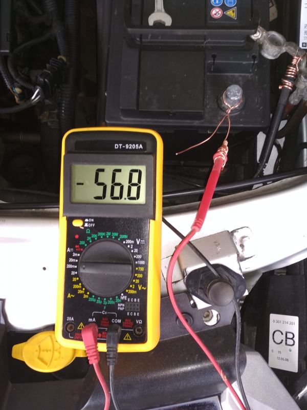 Opel Zafira b 1.8 140km - Rozładuje akumulator zamyka klapę bagażnika