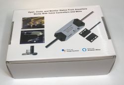 ATLO-GDC2-TUYA Garage Door Controller Packaging Box of ATLO-GDC2-TUYA garage door controller with images of the device, garage doors and compatibility with Google Assistant and Alexa.