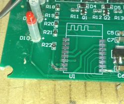 Urwany pad od modułu WiFi CB3S, regeneracja, lutowanie, soldermaska UV Urwany pad od modułu WiFi CB3S, regeneracja, lutowanie, soldermaska UV
