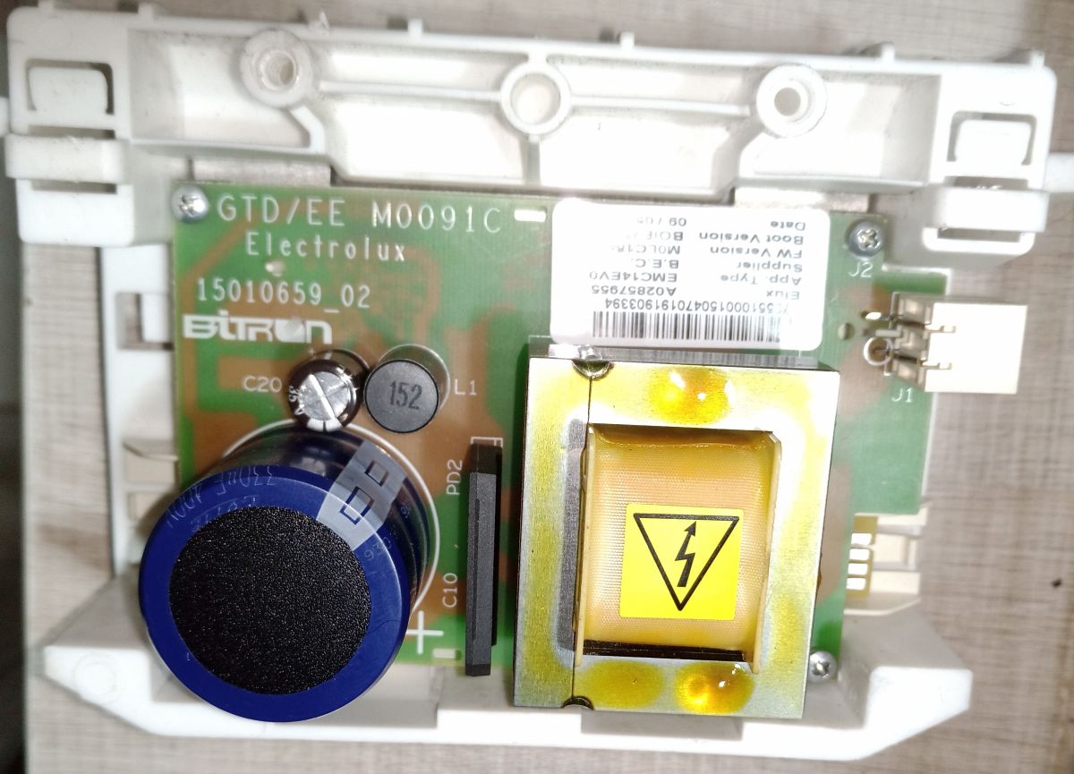 Electrolux EW7W4684WP Niepobieranie wody, wymiana programatora i hydrostatu, błąd e5e/e41