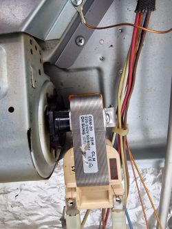 Candy FLG 203/1X - głośny wentylator, wolna praca, potrzeba kondensatora czy wymiana silnika?