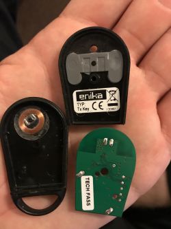 Enika Tx Key - brak reakcji na sygnał, uszkodzona antenka?