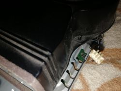 PS3 Slim - wyrwane piny na płycie głównej od wentylatora