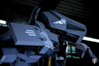 Gigantyczny robot bojowy made in Japan