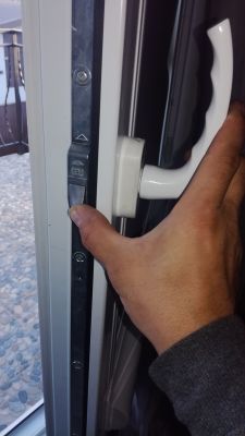 Balcony Door Handle Issue: Blocked Tilt, Obtuse Position, & Lever Press Solutions