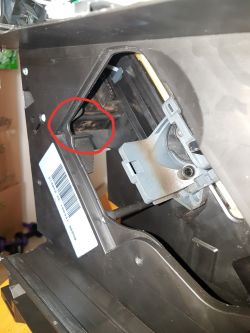 Delonghi intensa ecam 23.420 - Ekspres nie zrzuca zurzytej kawy do zbiorniczka