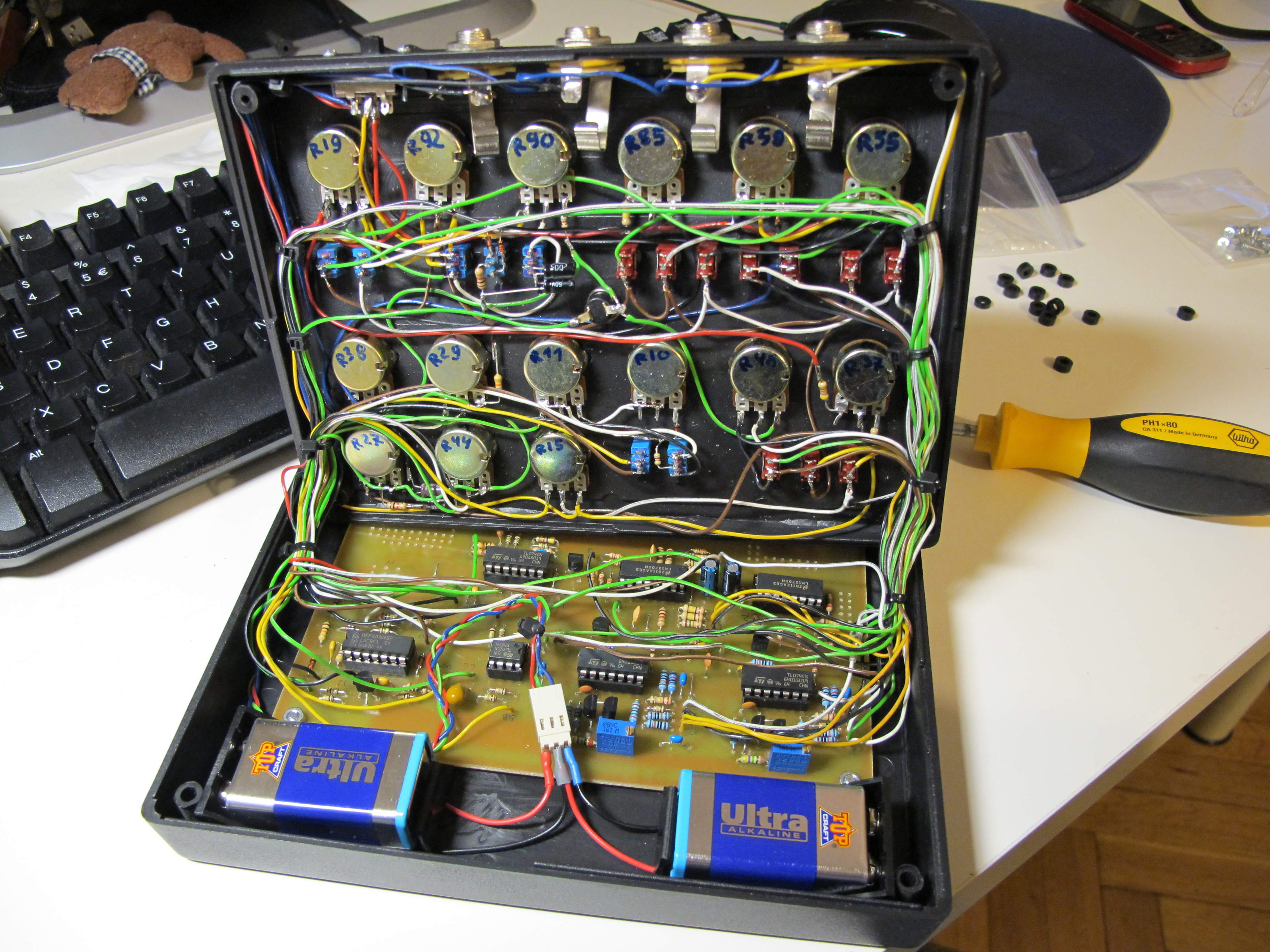 Sound Lab MiniSynth a small analog synthesizer Forum for Electronics