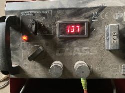 Prostownik elektroniczny z funkcją regeneracji akumulatora - fakty czy chwyt marketingowy?