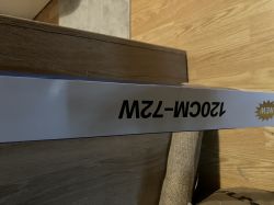 Jak podłączyć 2 świetlówki LED na strychu, skoro z kabla od lampy nie działają?