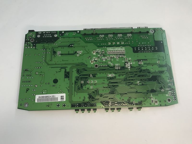 Wnętrze starego routera ISDN/DSL DI-304. Wspominamy Internet lat 2000