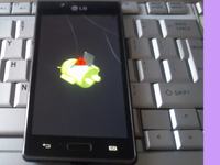 LG L7 zawiesza się na logo, nie uruchamia systemu – czy pomoże reinstalacja ROM?