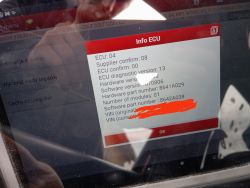 Ekran narzędzia diagnostycznego z informacjami ECU pojazdu Mitsubishi Colt