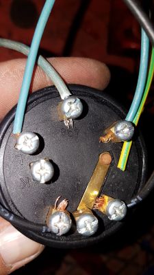 Podłączenie przełącznika kierunkowskazów z kontrolką