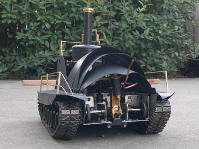 Zdalnie sterowany czołg parowy