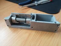 Elektrozaczep R3 - zapadka nie wraca po zwolnieniu mechanizmu
