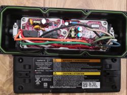 Ładowarka do samochodu typu Plug-in z USA - konwersja na 230 V