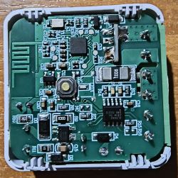 Electronic module with visible SMD components on a PCB board.
