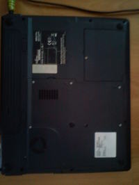 [Sprzedam] Laptop Fujitsu Siemens AmiloPRO V2030D 1,5GHz/1GB/40GB WIFI
