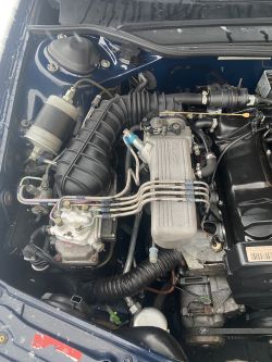 Audi 100 Benzyna 2.0: Wysokie obroty silnika, kod błędu 01257, zawór biegu jałowego