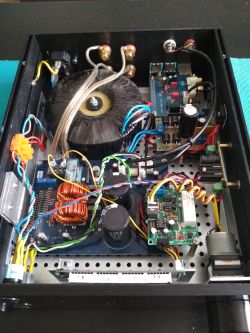 Wzmacniacz-streamer TA2022 + RaspberryPi 3 Wzmacniacz-streamer TA2022 + RaspberryPi 3