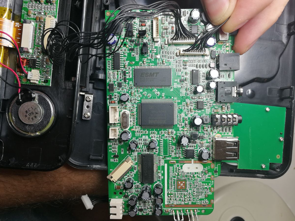 DVD Player (TFT) >> RetroPie (Raspberry Pi Zero W)