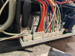 Expres Siemens EQ7 TK76009 - Nie włącza się - zapala LCD i gaśnie