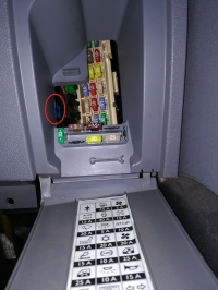 Renault Clio 3 facelift - Radio oraz wyświetlacz nie działa