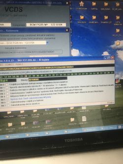 VW Caddy IV - Jak aktywować postojowe i LEDy po montażu bi-xenon?