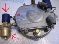 Jak wymienić filtr gazu w parowniku BRC AT 90E? Szukam instrukcji krok po kroku