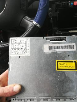 Identyfikacja kolorów kabli do radia w Audi A6 C5 2003 polift - zdjęcia kabli