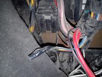 Opel Corsa B 1.5D (ISUZU) - Świecąca kontrolka ładowania (sprawny alternator)