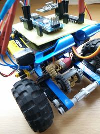 Samochód RC DIY - Lego + Arduino Samochód RC DIY - Lego + Arduino