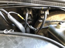 Mercedes 190E automat - Brak napięcia na zaworku podciśnienia