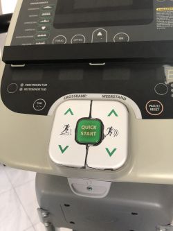 Orbitrek Precor 546i nie zawsze reaguje na przyciski