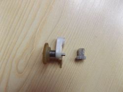 Magnetofon Technics RS-TR555 - Pęknięte koło zębate
