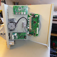 Robot lutujący dwurzędowe listwy kołkowe