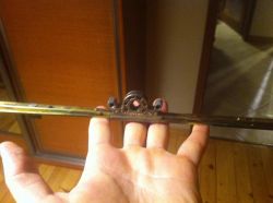 Fixing Cracked Repair Cassette in Roto Centro 101 Window: Removal & Replacement Tips