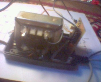 Głośnik do MP3 + ładowarka