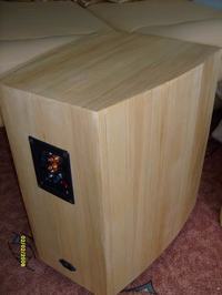 Subwoofer na STX GDN-27-150-8-SC